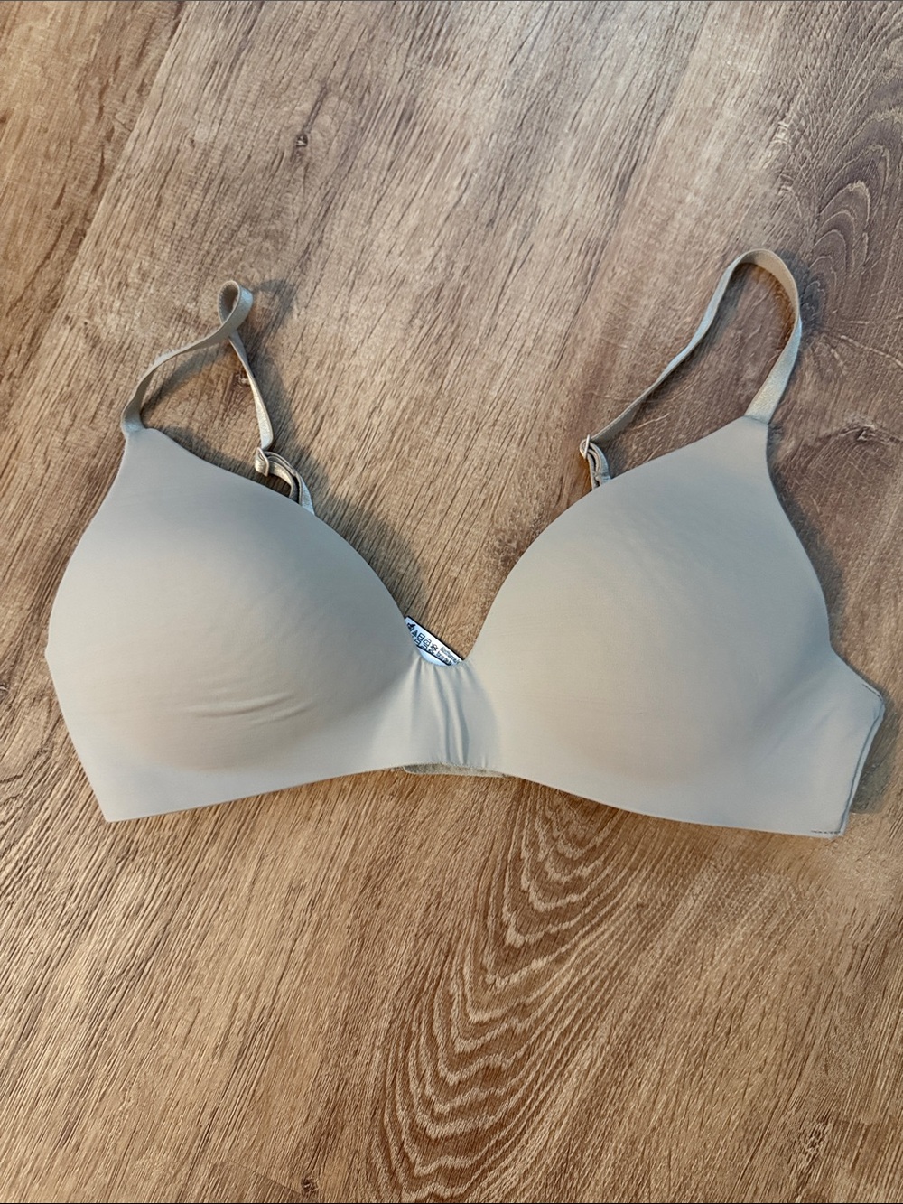 Victoria’s Secret No Wire T-Shirt Bra